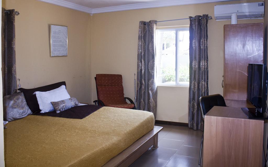 Quest Lodge Άκρα Εξωτερικό φωτογραφία