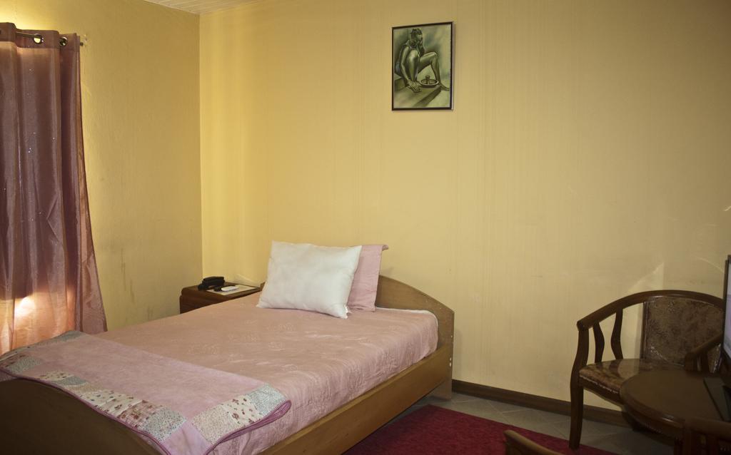 Quest Lodge Άκρα Εξωτερικό φωτογραφία