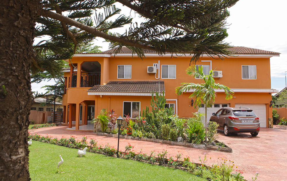 Quest Lodge Άκρα Εξωτερικό φωτογραφία